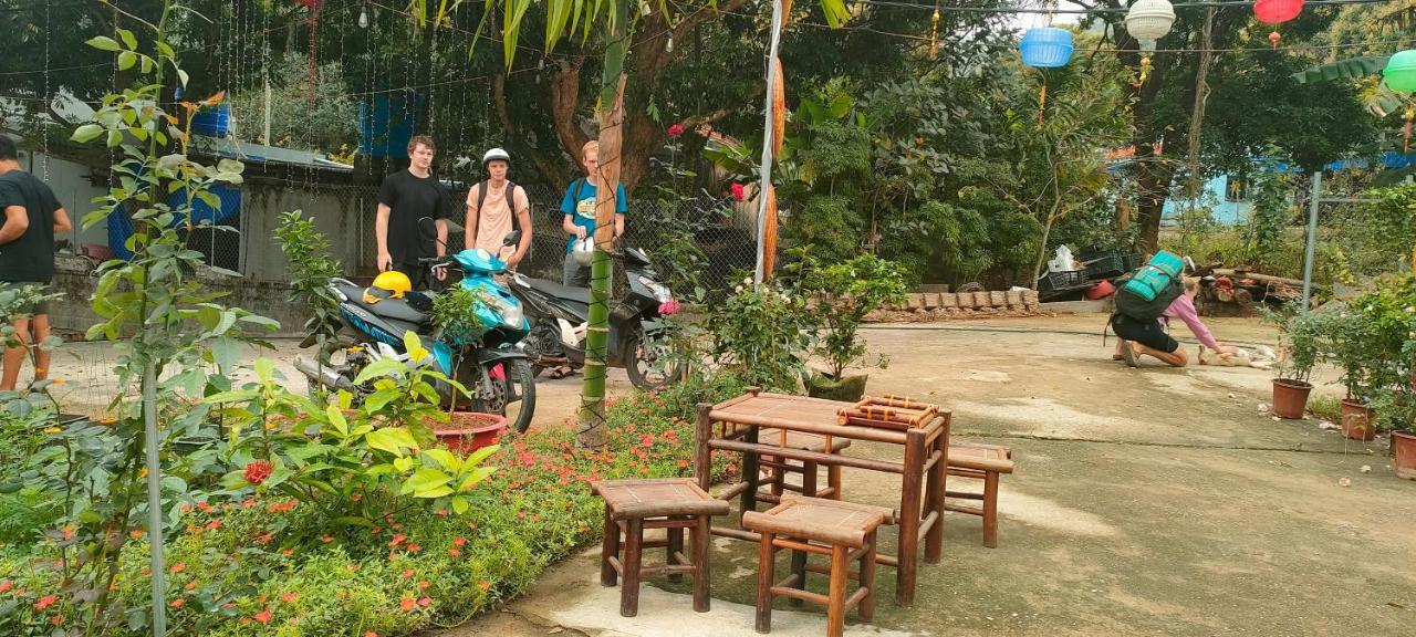 Bee Lucky Homestay Xuan Dam Exterior foto